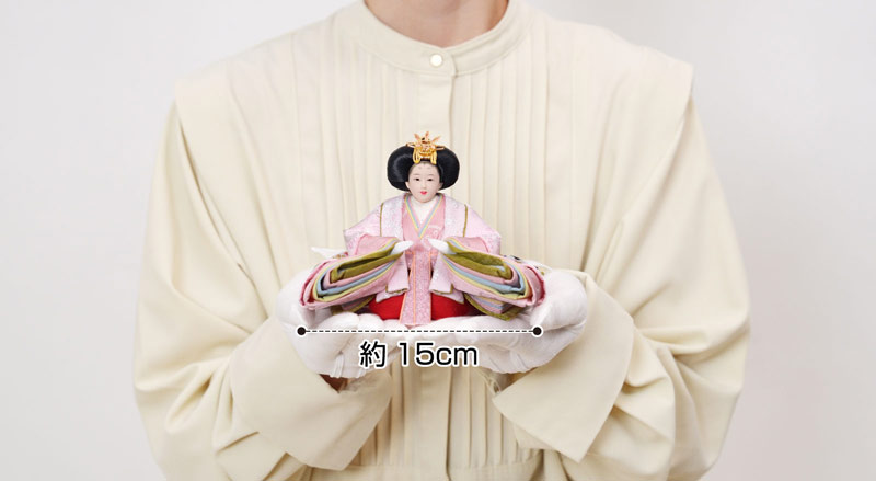 すずなりの衣裳着雛人形　天翔雛は手のひらにのるコンパクトでおしゃれなお雛様です。