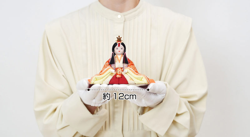 すずなりの木目込み雛人形　翠光雛は手のひらにのるコンパクトでおしゃれなお雛様です。